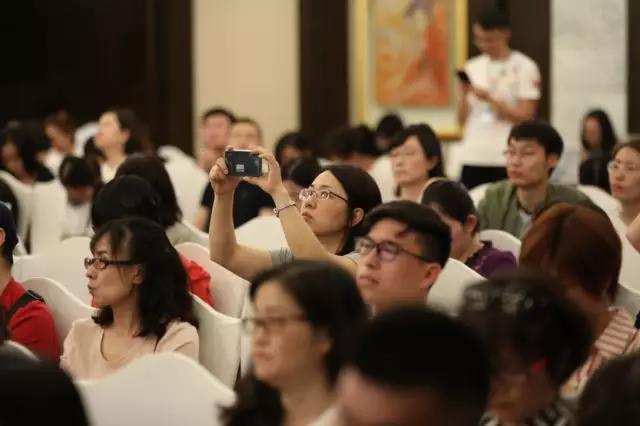 向日葵国际教育高峰论坛(2018)-胡敏：培养具有全球胜任力的中国青少年